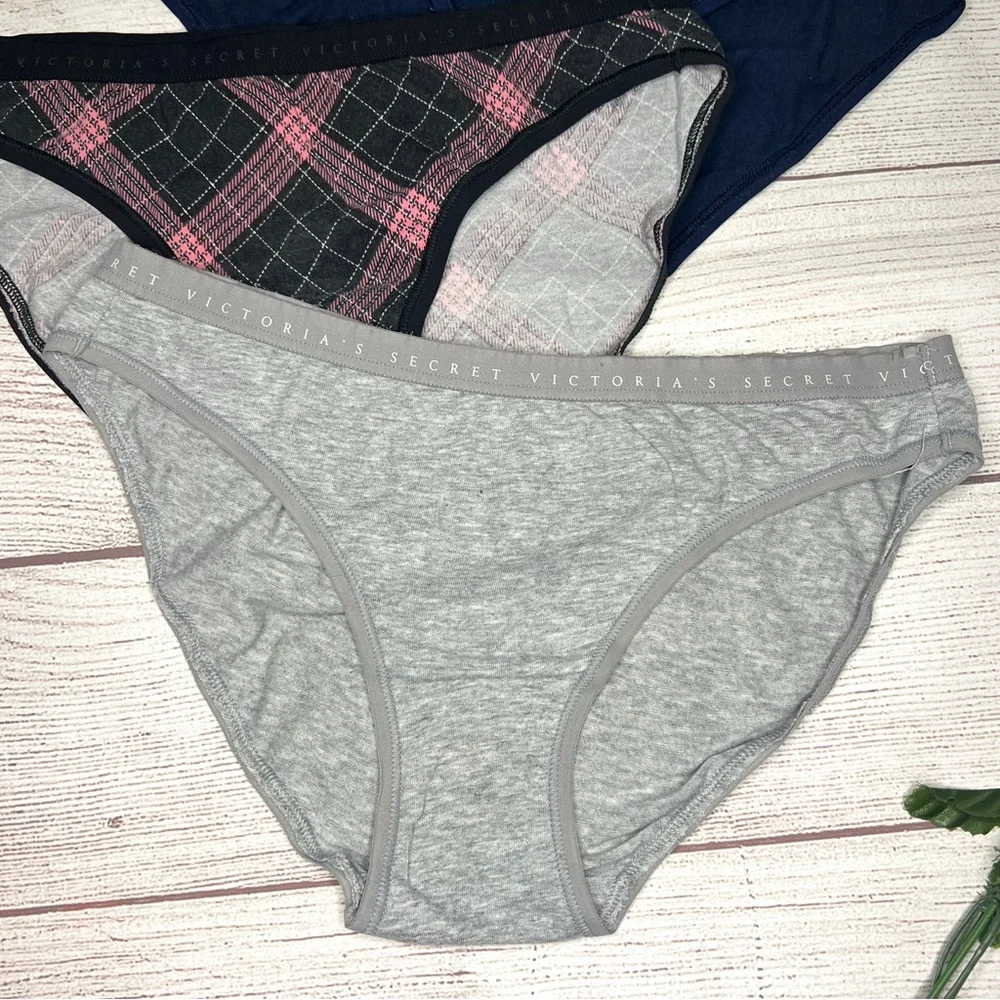 Victoria Secret Bikini Cotton Panties - Picture 5 of 15